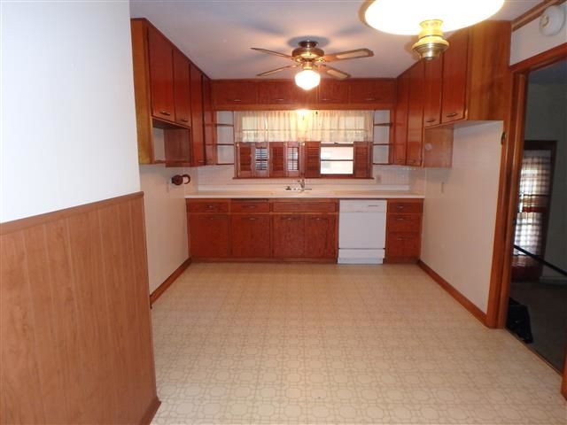 3627 E Skinner, Wichita, KS 67218