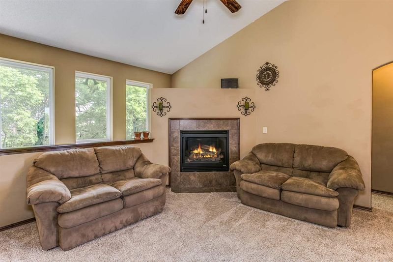 12606 E Mainsgate, Wichita, KS 67226