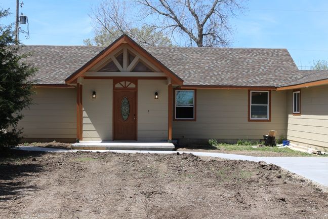 1827 S 127th St E, Wichita, KS 67207