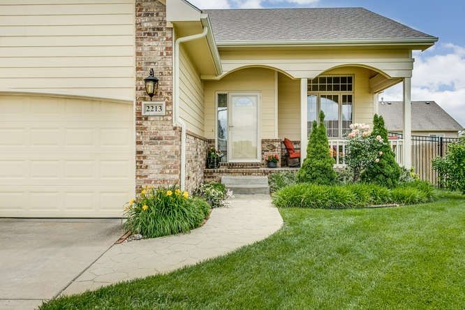 2213 E Timber Lane St, Derby, KS 67037