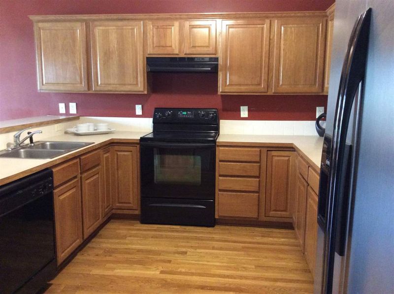 10511 E Mainsgate Rd, Wichita, KS 67226