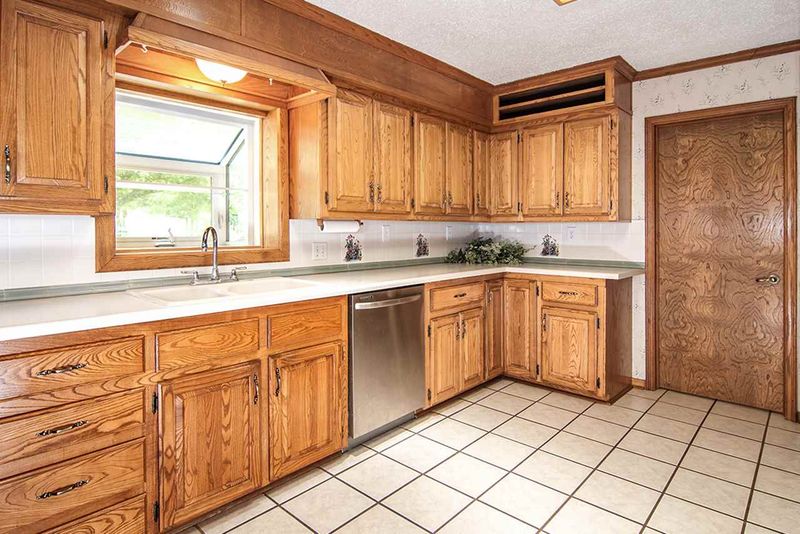 1948 N Hillcrest Dr, Goddard, KS 67052