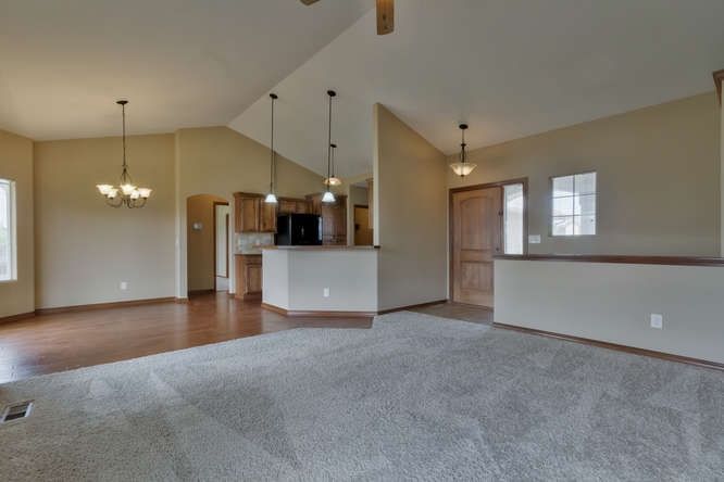 2049 E Brookstone, Derby, KS 67037