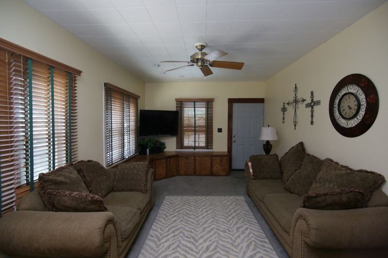 242 N Exposition St, Wichita, KS 67203