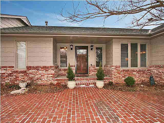 108 N Saint Cloud Pl, Wichita, KS 67230