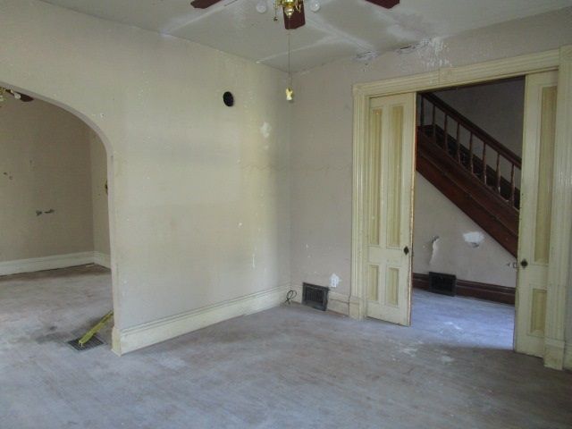 817 N Plum St, Newton, KS 67114