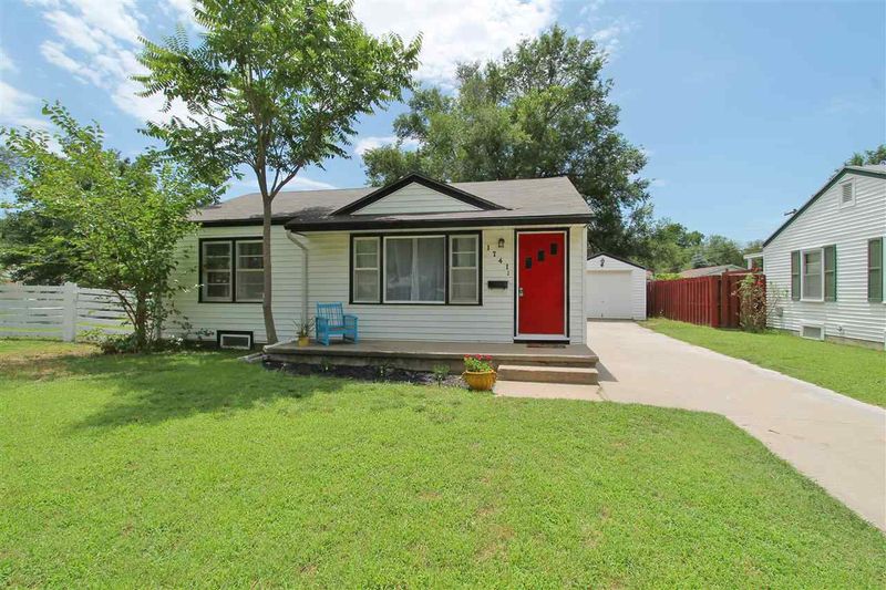 1741 E Scott St, Wichita, KS 67216