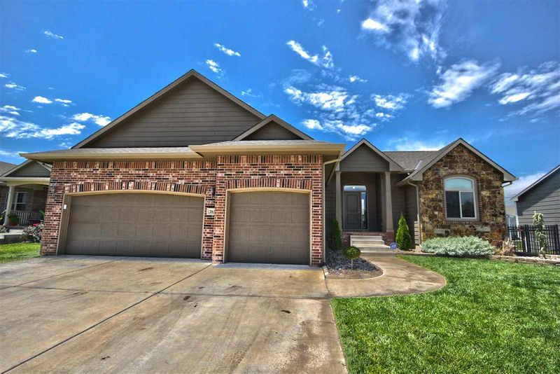 2633 N Bluestone Ct, Andover, KS 67002