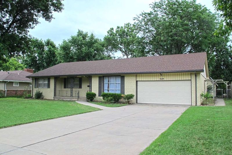 5629 E Coe Dr, Wichita, KS 67208