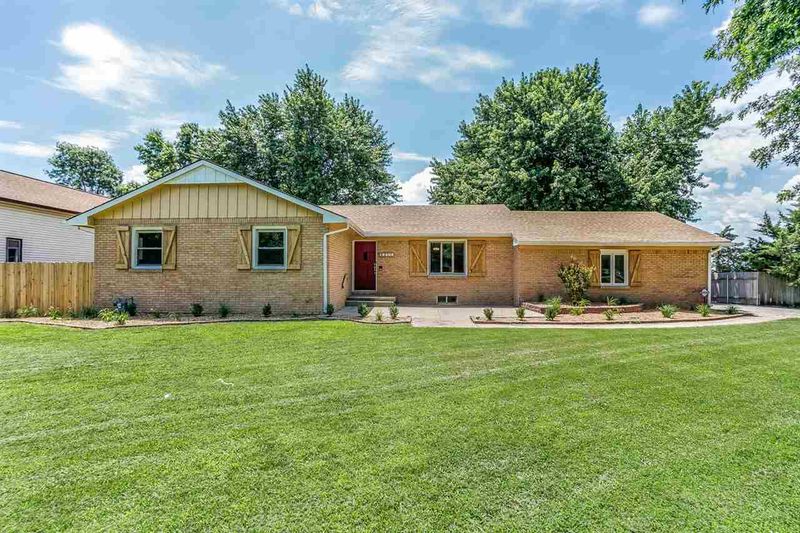 10409 W Ringer St, Wichita, KS 67209