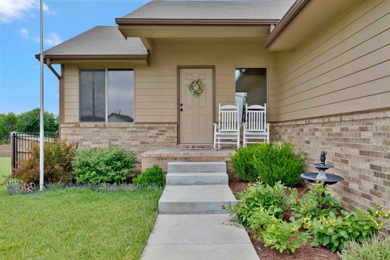 1828 E Cedar Tree St, Park City, KS 67219