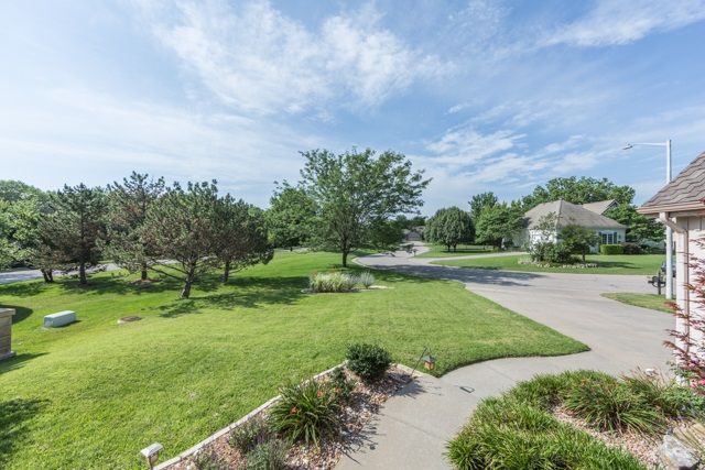 15500 E Tamarac Ct, Wichita, KS 67230