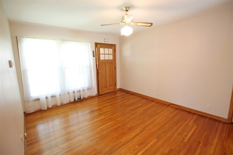 2022 S Elpyco St, Wichita, KS 67218