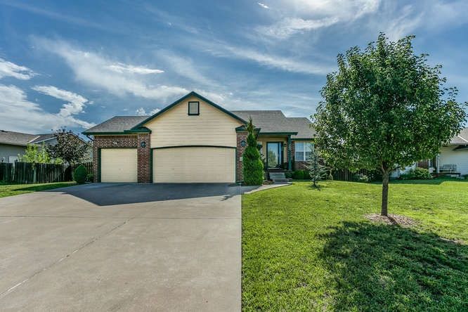 200 N Strode, Rose Hill, KS 67133