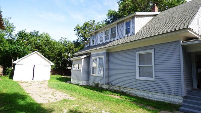1741 N Waco Ave, Wichita, KS 67203