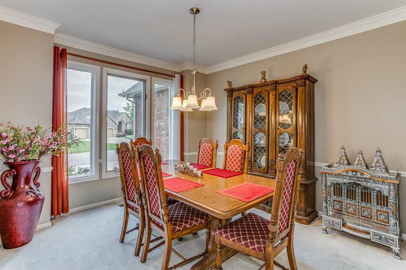 15801 E Limerick St, Wichita, KS 67230