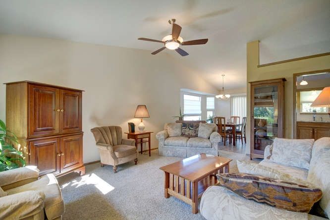 2408 E Spring Hill, Goddard, KS 67035