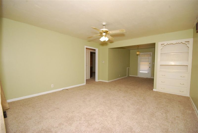 1321 E Jump, Wichita, KS 67216