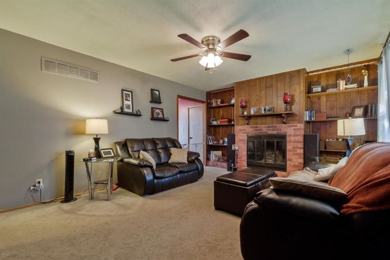 2255 S Everett St, Wichita, KS 67213
