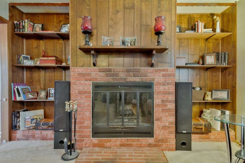 2255 S Everett St, Wichita, KS 67213