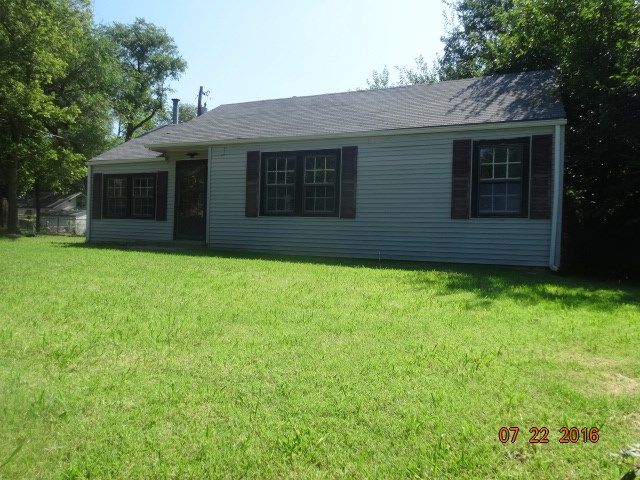 416 S Pine, Newton, KS 67114
