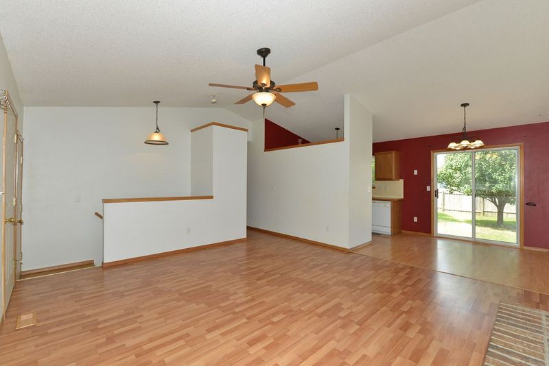 1703 E Autumn Ct, Goddard, KS 67052