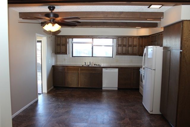 8201 E Harry #101, Wichita, KS 67207