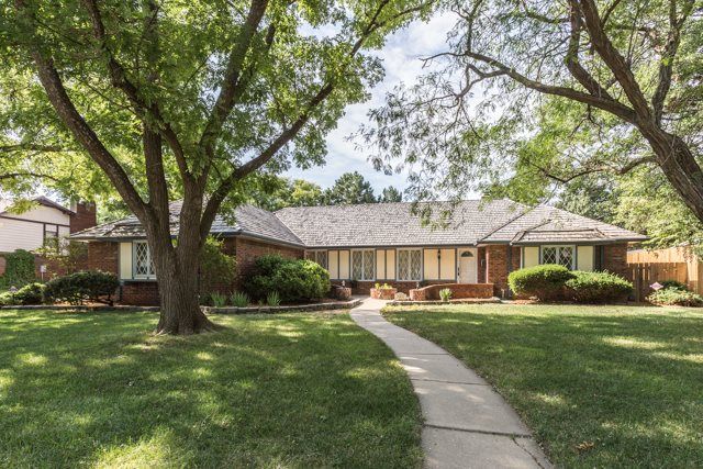 7901 E Donegal St, Wichita, KS 67206