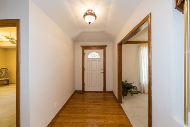 7901 E Donegal St, Wichita, KS 67206
