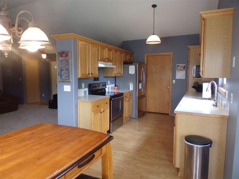 1731 James Ct, Newton, KS 67114