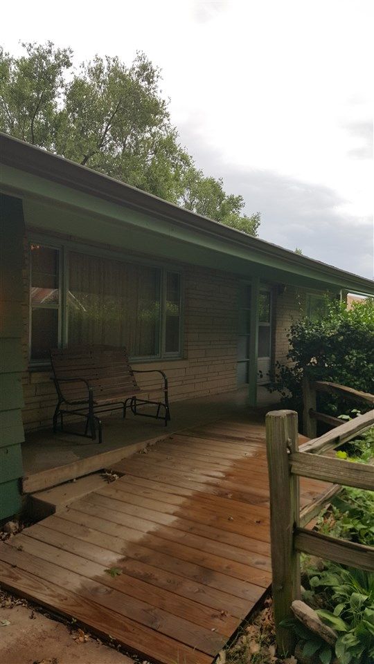 230 S Byers St, Clearwater, KS 67026