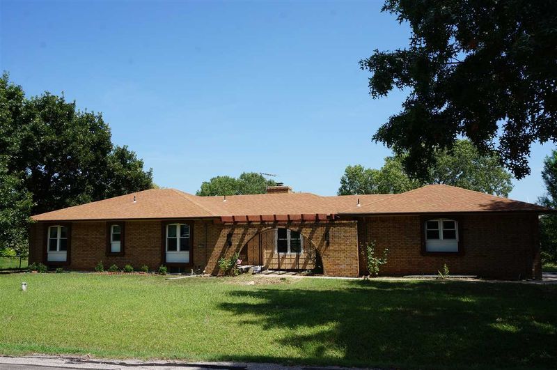 2936 N Jackson Blvd, Derby, KS 67037