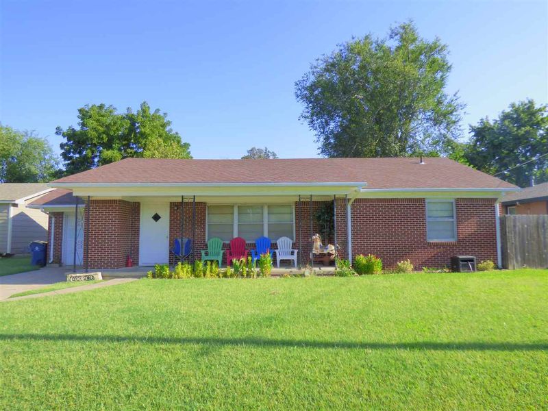 306 E Kay, Derby, KS 67037