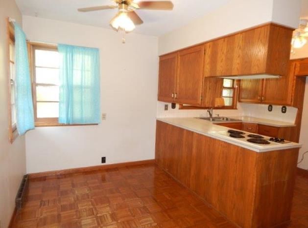 511 N Highland Park Dr, Mulvane, KS 67110