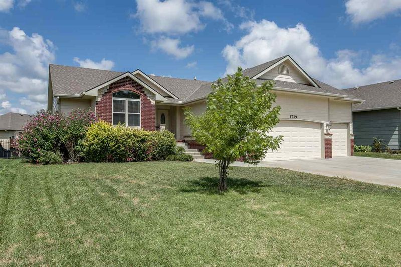 1739 N Columbine, Andover, KS 67002