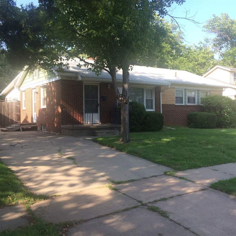 7914 E Clay, Wichita, KS 67207-2306