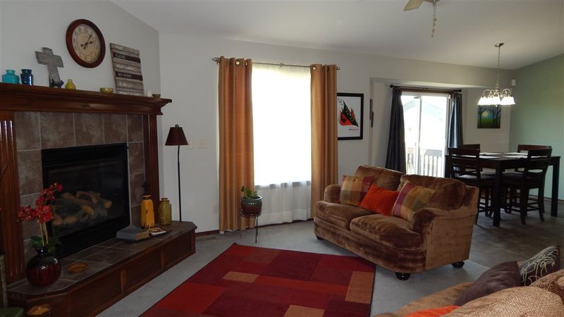 906 E Winding Lane St, Derby, KS 67037
