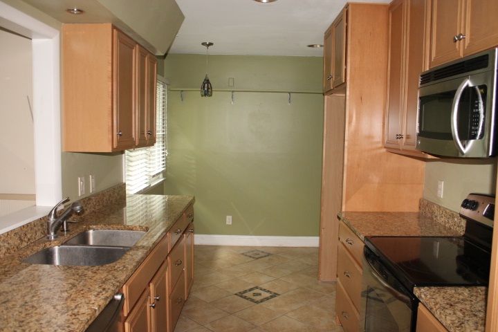6203 Oneida St, Wichita, KS 67208