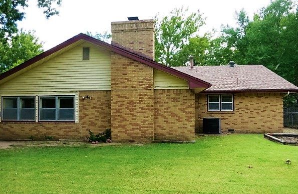 6620 E Murdock, Wichita, KS 67206