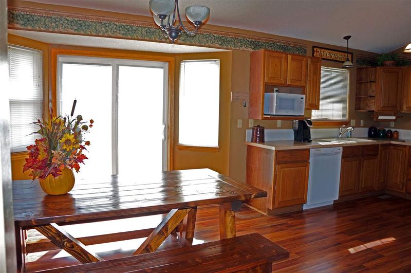 904 Stetson Cir, Maize, KS 67101