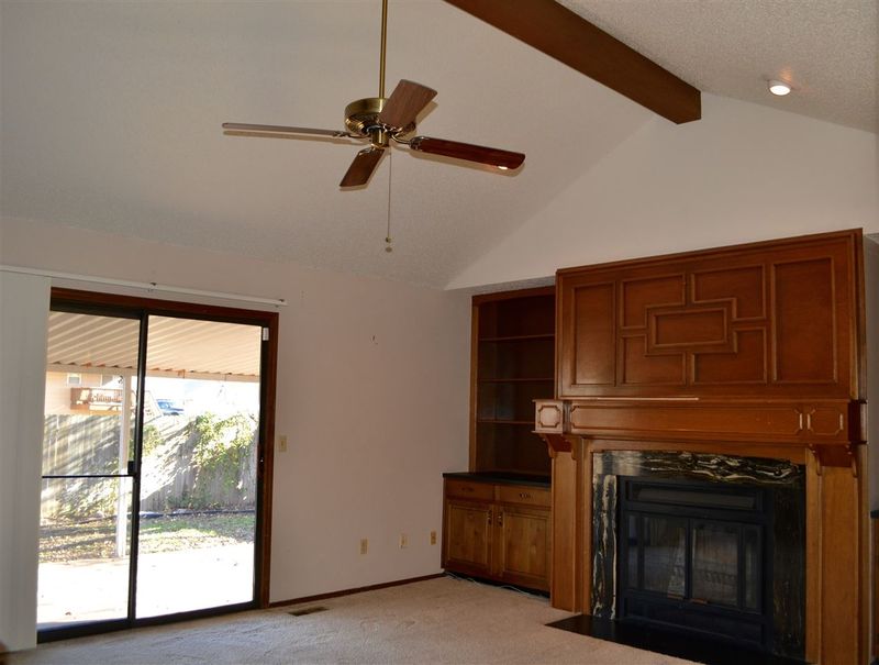 1502 S Todd Pl, Wichita, KS 67207