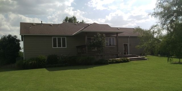 1201 High Dr, Wellington, KS 67152