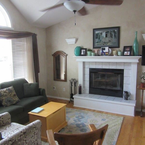 2812 N Danbury Cir, Augusta, KS 67010
