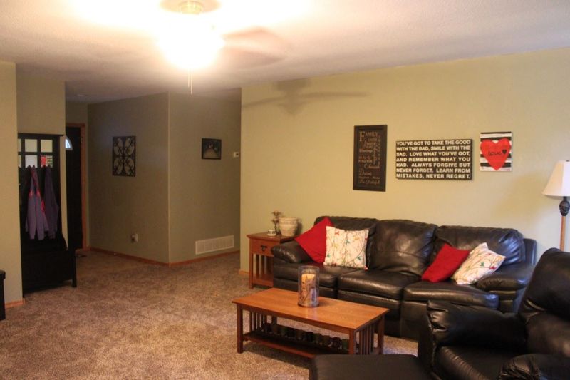 417 Wheat Rd, Winfield, KS 67156