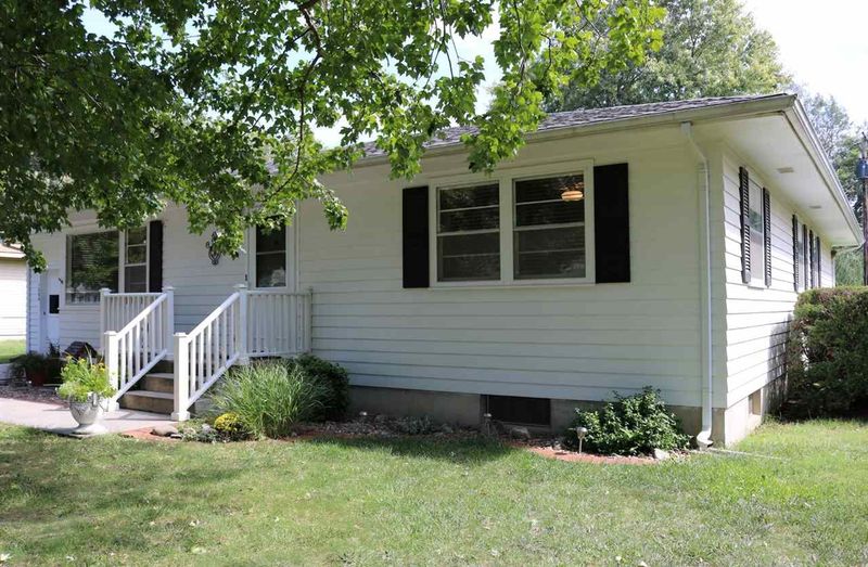 1204 Berry Ave, Newton, KS 67114