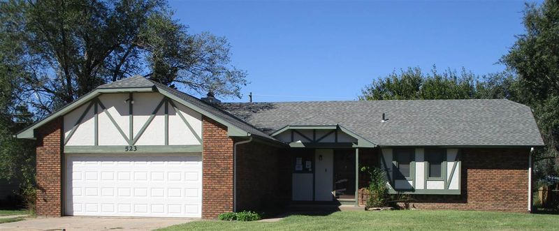 523 Meadowlark, Newton, KS 67114