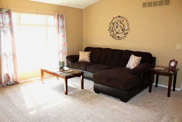 300 S Lakeside Dr, Andover, KS 67002