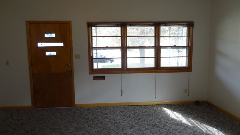 429 W 4th, Newton, KS 67114