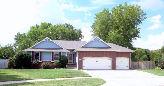 1600 E Windwood Cir, Derby, KS 67037