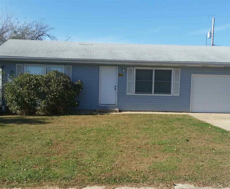 809 E Edwards Dr, Leon, KS 67074